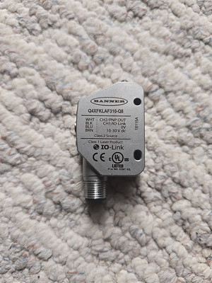 Banner Q4XFKLAF310-Q8  Q4X SERIES SENSOR