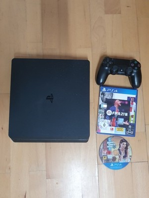 PS4 Slim 500GB Schwarz mit 2 Controllern
