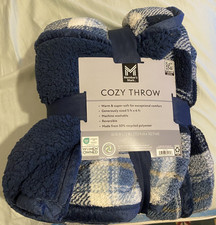 Member's Mark Cozy Throw Blanket 60 in x 70 in Blue plaid Oversized Reversible