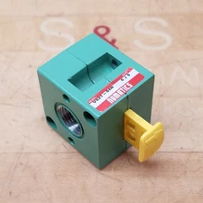 Numatics VS21-04N Shut Off Valve, Non Vented, 1/2" NPT - USED