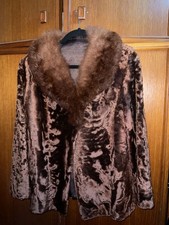 Vintage Brown Fur Jacket with Vertical Pelt Construction — listing 3
