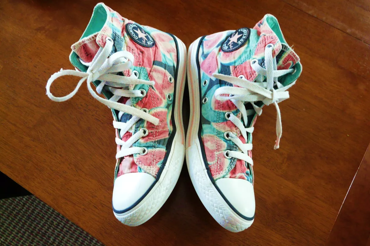 Junior converse hotsell hi tops