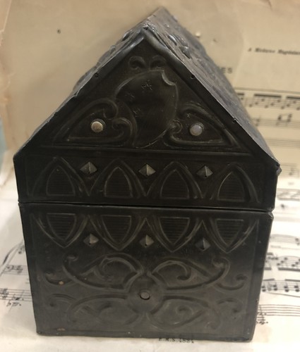 Rare Antique French Church Reliquary Box Chasse Knights c1880 - Picture 6 of 10