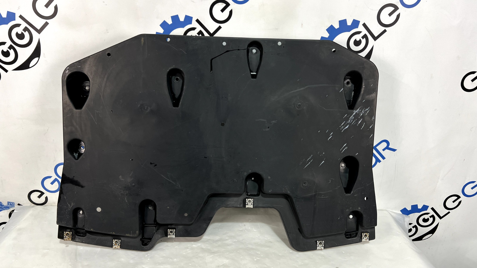 ⭐️2014-2020 MASERATI QUATTROPORTE REAR UNDERBODY SPLASH SHIELD GUARD COVER OEM