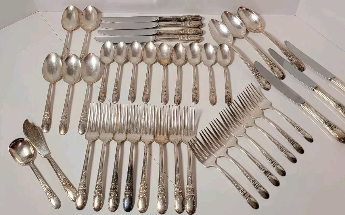 アメリカ　純銀　シルバー　フォーク　スターリングシルバー　Wallace Amazon.com | Wallace Sir Christopher 46-Piece Sterling Flatware