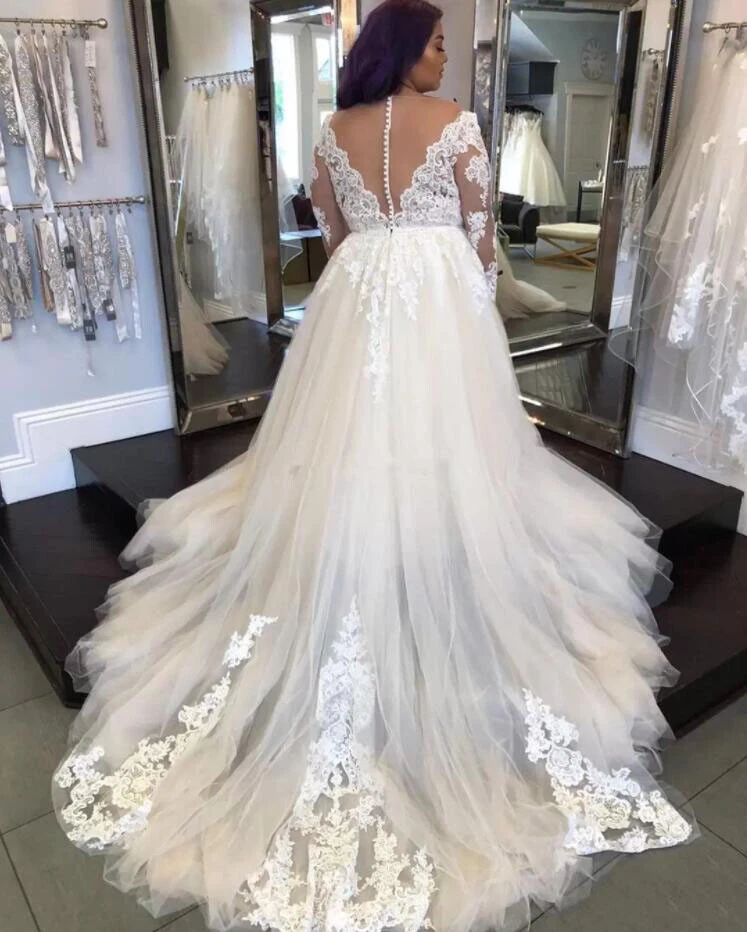 Plus Size Boho Wedding Dresses Long Sleeves Lace Appliques A Line Bridal Gowns - Image 3 of 4