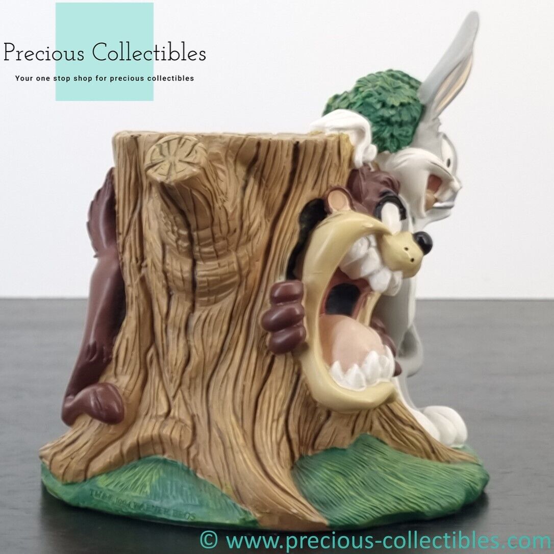 Extremely rare! Tasmanian Devil and Bugs Bunny bookends by Extremely rare! Tasmanian Devil and Bugs Bunny bookends by