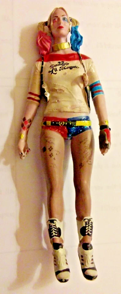 Esquadrão Suicida-Harley Quinn -Dobrável/Poseável -Figura de ação -5,5"H -SEM BAT- NJC - Imagem 2 de 4