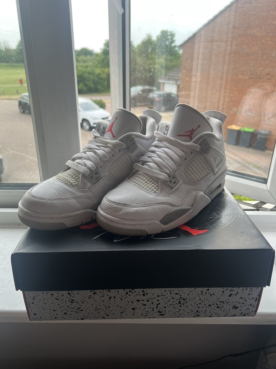 white oreo 4s size 6