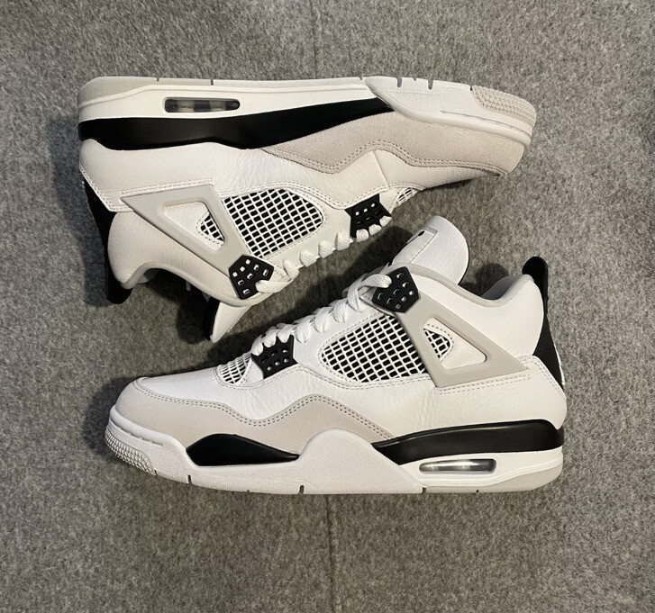 nike air jordan 4 sportscene price