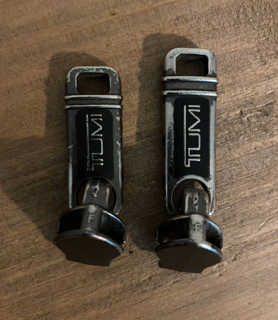 Tumi Replacement Lockable Sliders / Zipper Pulls / Pull Tabs Gunmetal