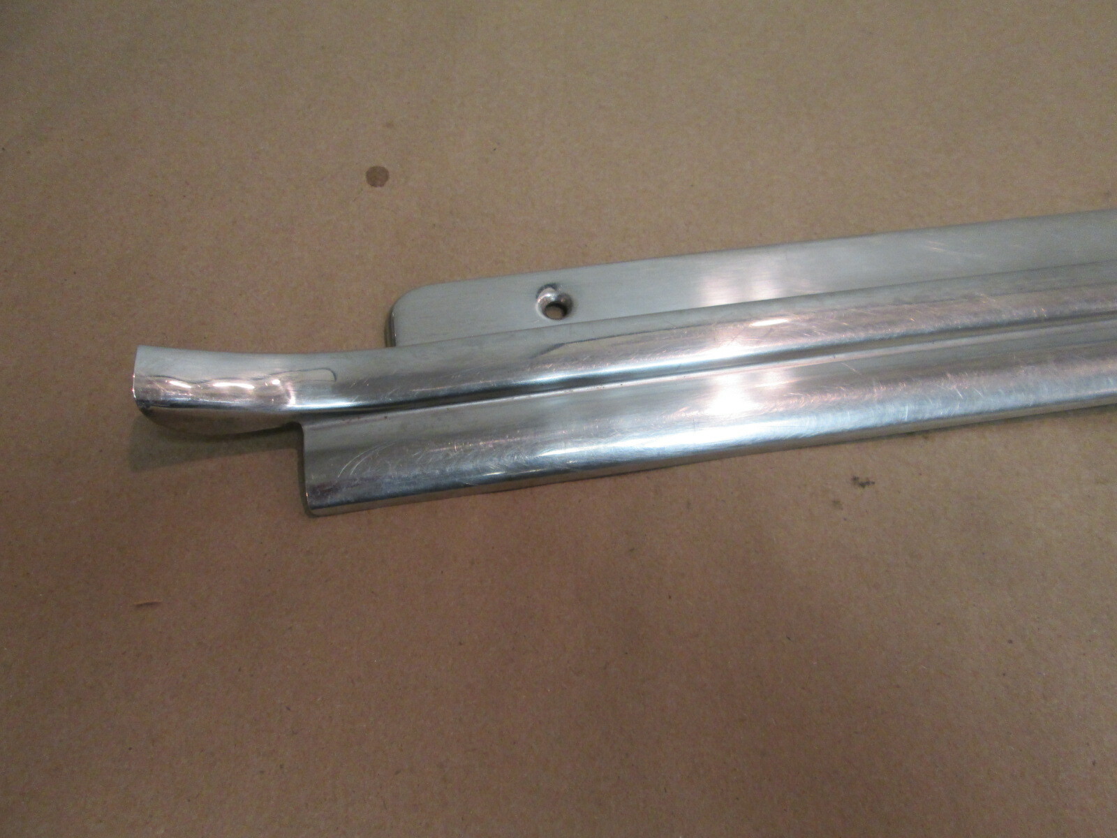 Rolls Royce Silver Shadow II 1980 - RH Front Door Chrome Interior Trim Piece