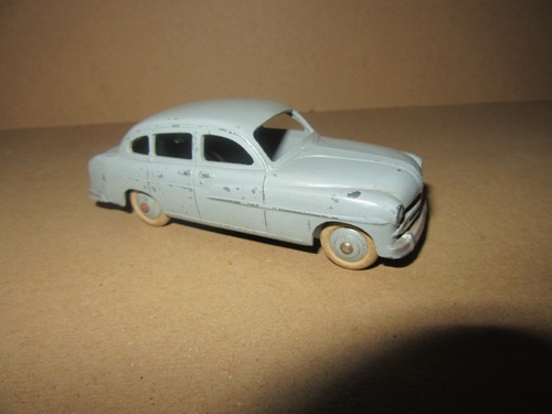 Dinky Toys Ford Vedette 54 échelle 1:43 - Miniature De Collection (Réf 24X)