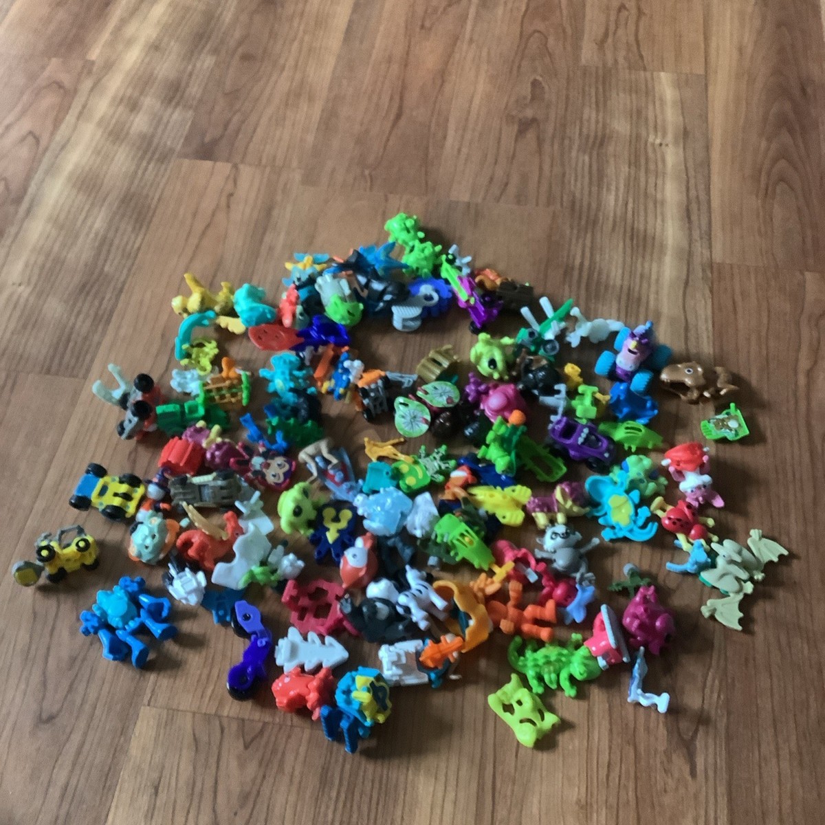 Large Mixed Lot Kinder Joy Figures Vehicles - Kinder Surprise | eBay