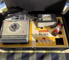 Vintage Kodak Brownie Fiesta Camera 1962 in Original Box With Unused Flash Bulbs