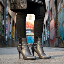 Women Silver Chain Boots Bracelet Anklet Shoe Pewter Skull Charm Fashion Jewelry