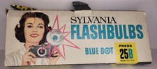 Vintage Sylvania Flashbulbs Blue Dot 25B - 10 out of 12 Pack