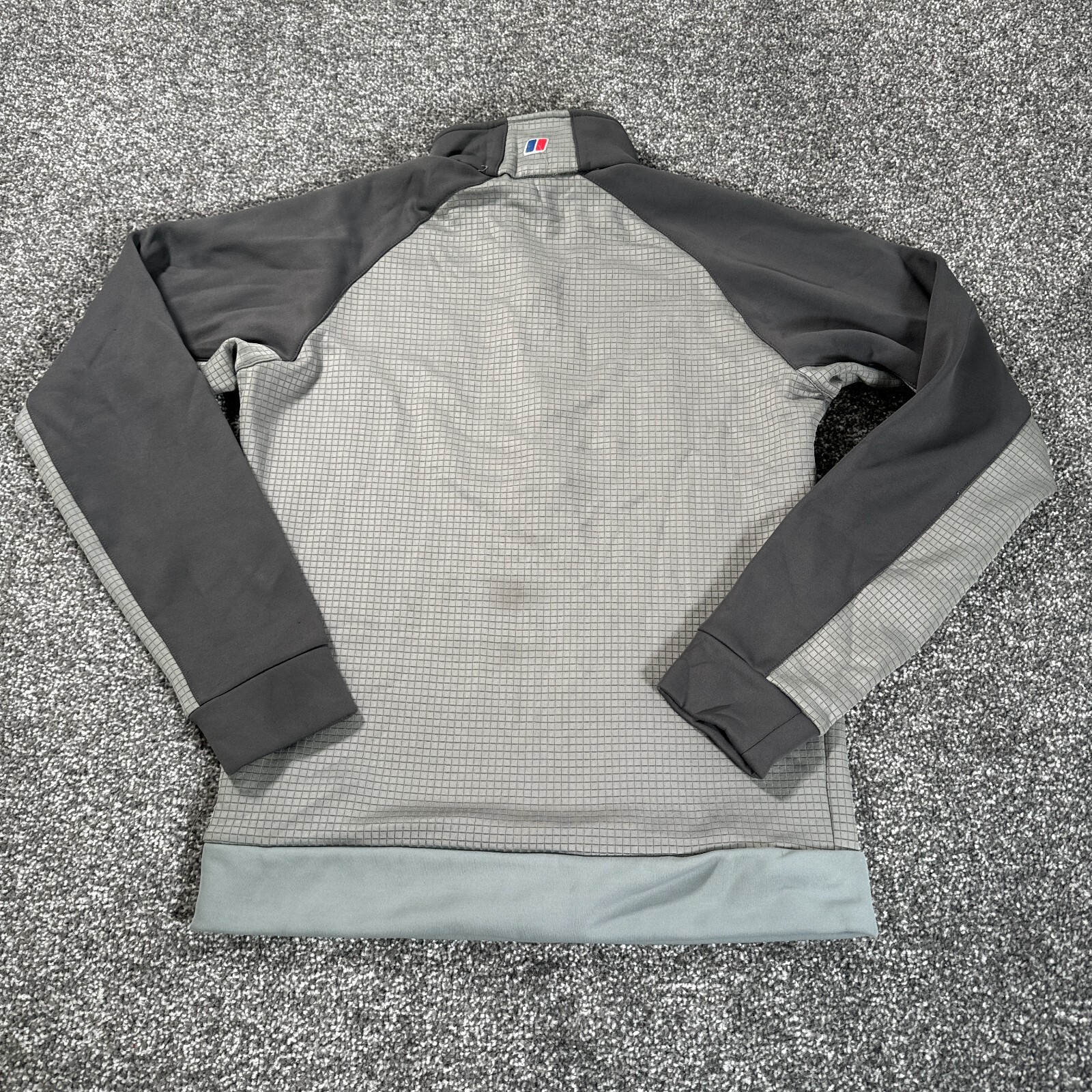 Berghaus Fleece Mens Small Grey 1/4 Zip Long Sleeve Pocket Pullover