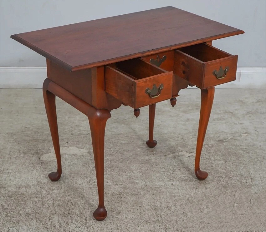 Lowboy estilo vintage Eldred Wheeler New Hampshire 1765-75 en perfecto combinación c Foto 3 de 4