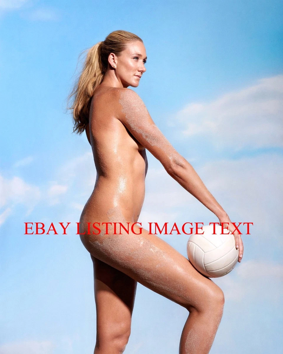 Nude Volleyball Players