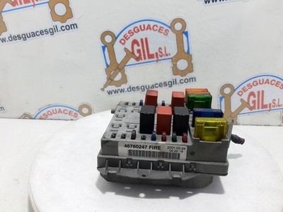 46760247 fuse relay box 131879 1085082 FIAT PUNTO BERLINA 188 1.2 8V 1999