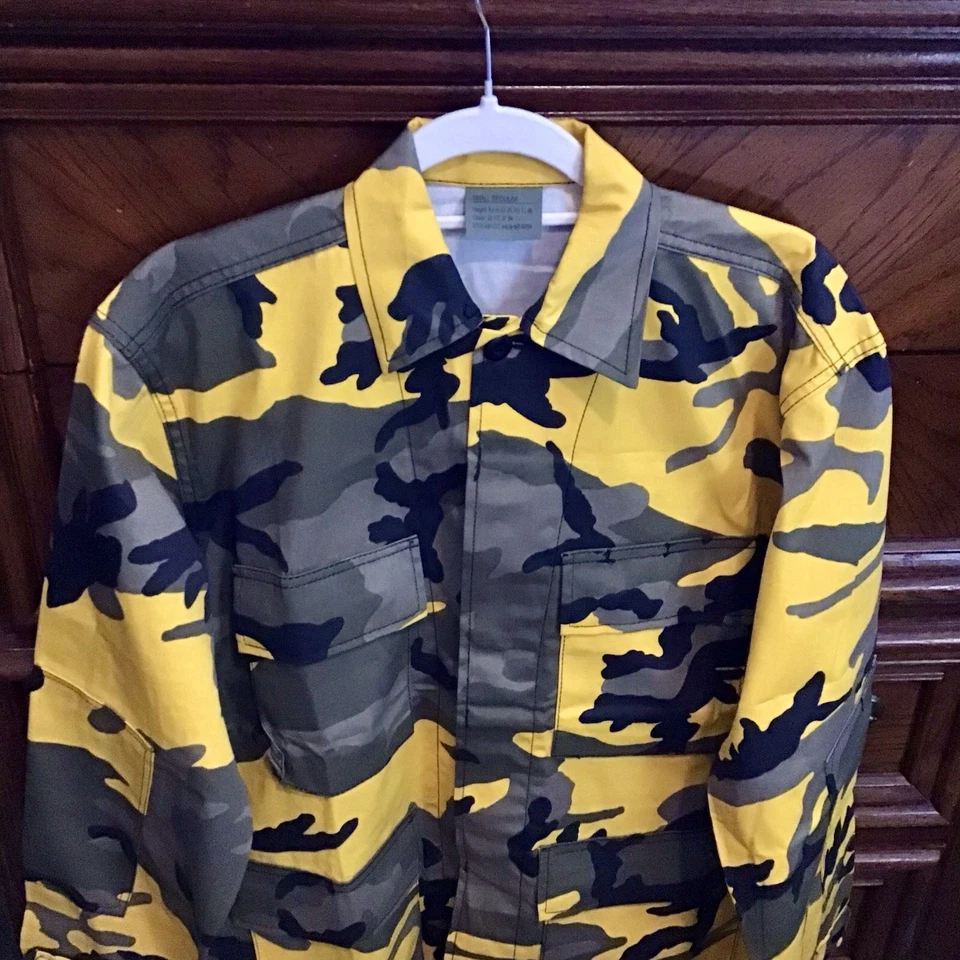 NWT Mens Rothco Yellow Camo L/S Jacket Size S - Image 2 of 4