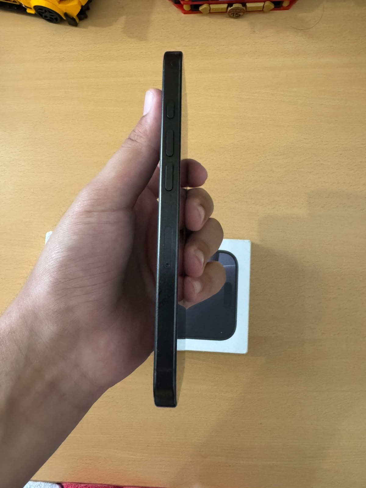 Apple iPhone 16 Pro 256GB, Black Titanium, Unlocked, Boxed