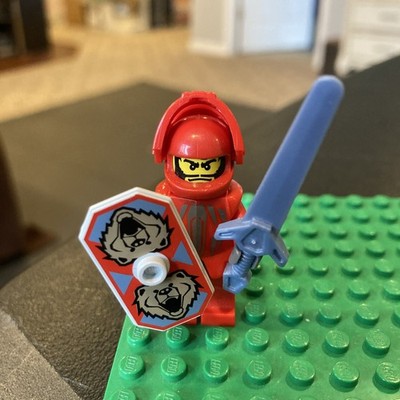 LEGO Castle Knights Kingdom II Minifigure Santis cas259 Bear 8781