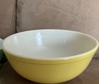 1940s Pyrex 4pc Glass Nesting Mixing Bowl Set Solid Red Yellow Green — photo 4