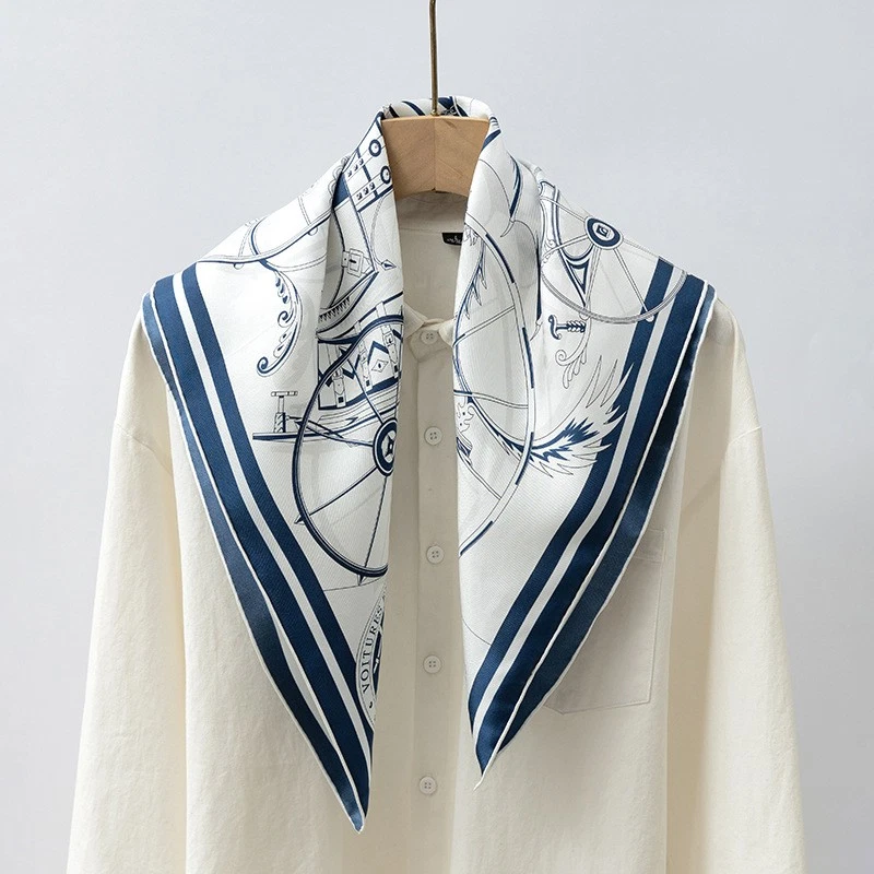 Balance Carriage Fashion Small Comfortable Square Scarf 100% Silk Shawl 65*65CM