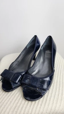 Stuart Weitzman Navy Patent Leather Heels EU 39 US 8,5 Peep Toe Bow - Photo 1/4