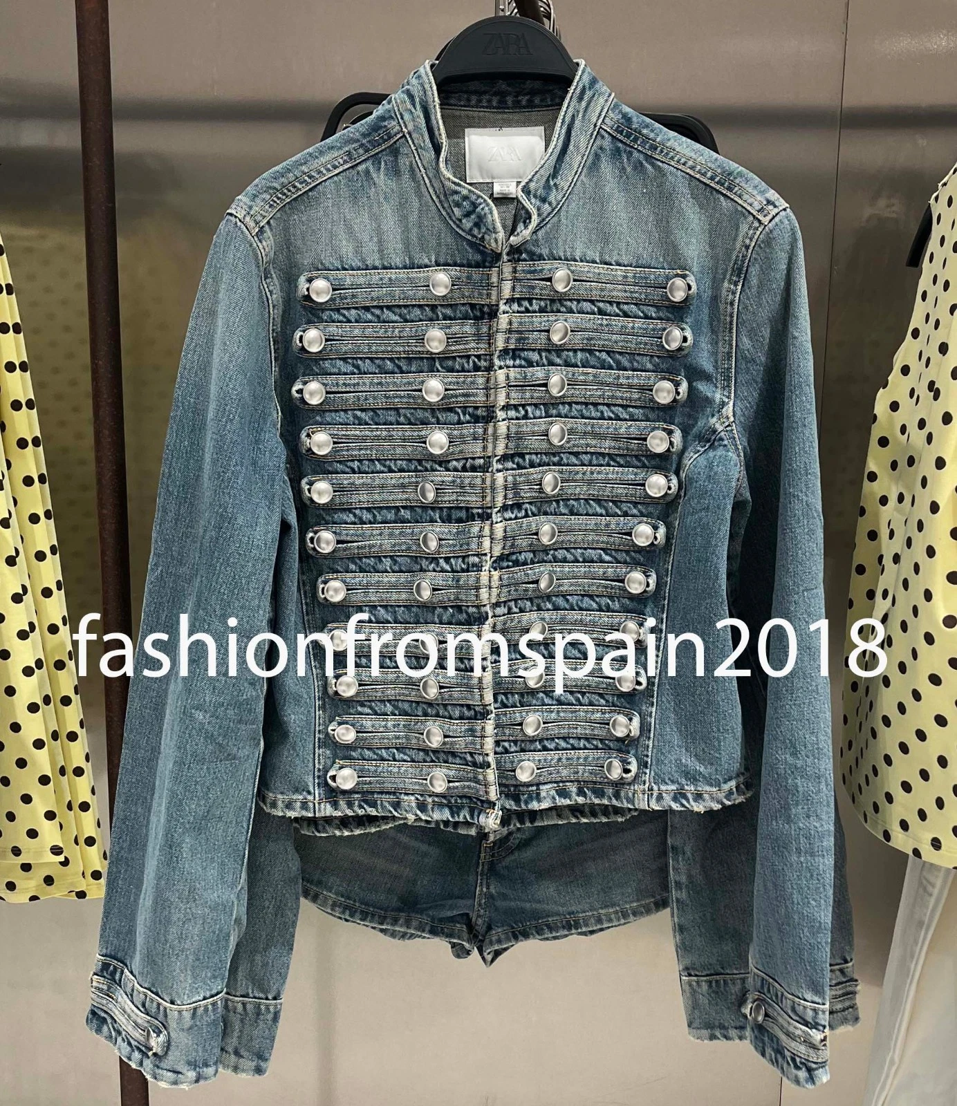 ZARA NEW WOMAN ARMY TRF FITTED BUTTON DENIM JACKET BLUE XS-XXL 0695/074/400
Opens in a new window or