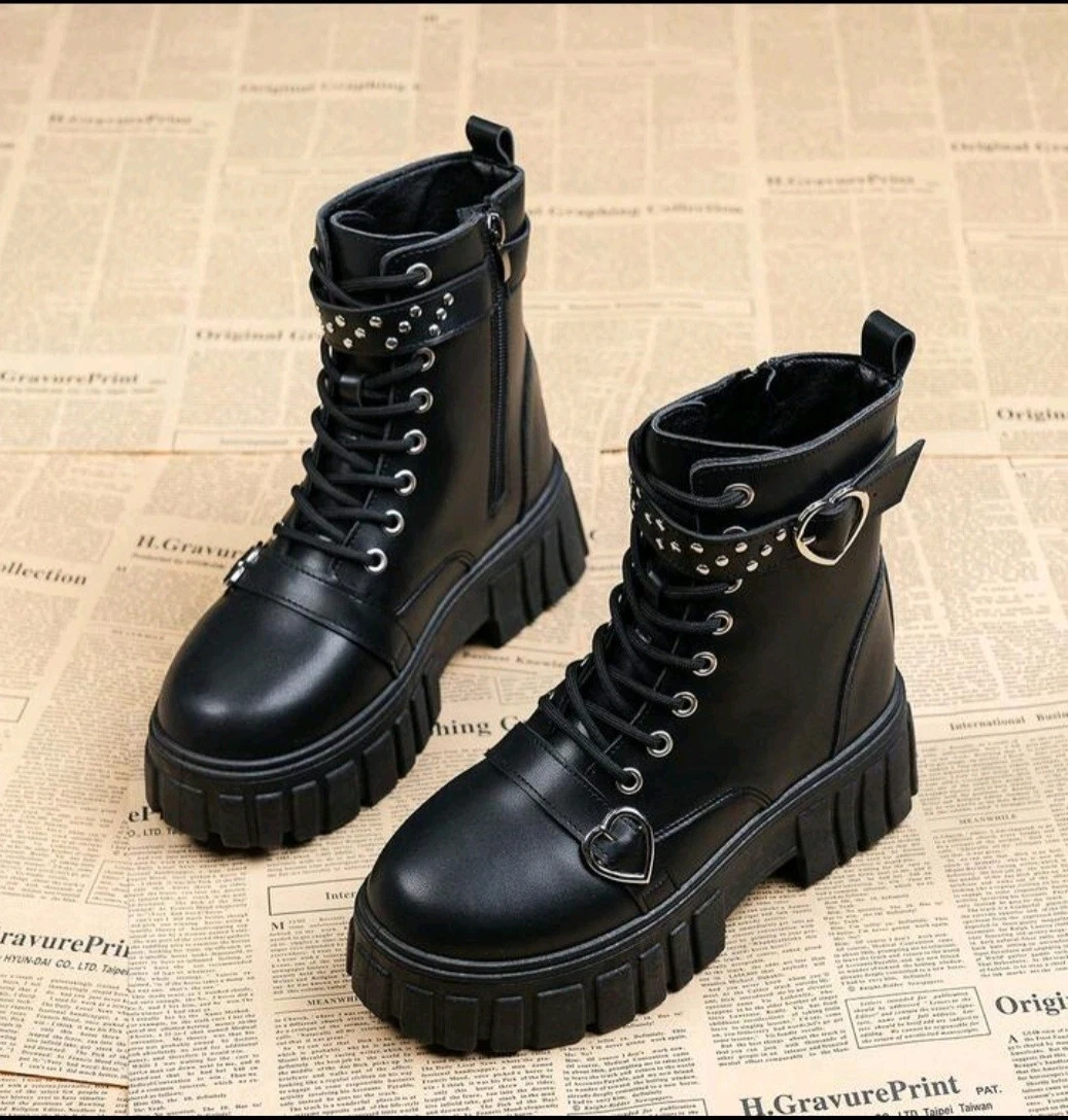 Caprice Korte laarzen - black patent/zwart-metallic