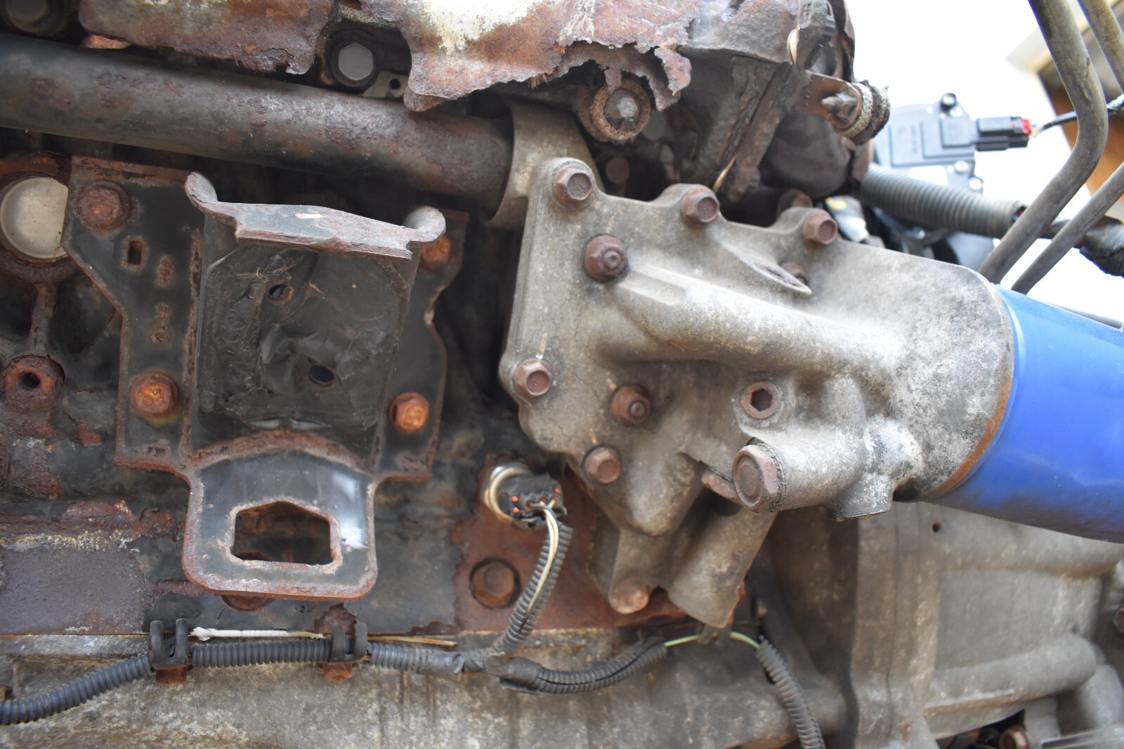 2006 DURAMAX 6.6 LBZ ENGINE 4X4 ALLISON TRANS & TRANSFER CASE LIFTOUT