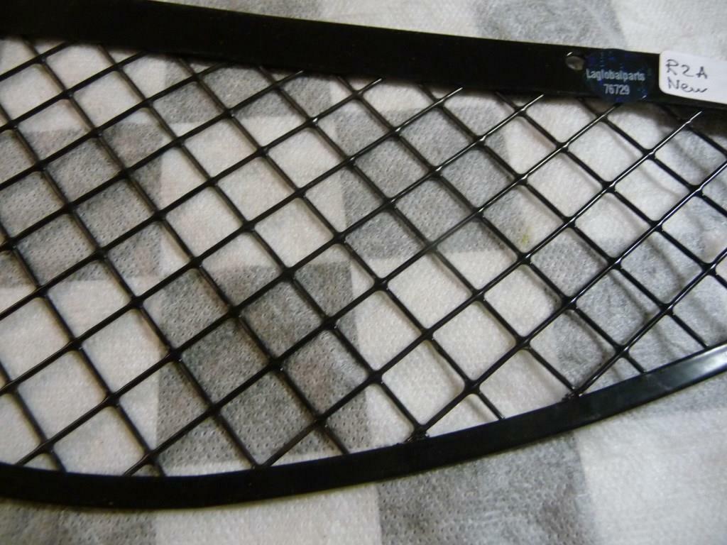 2005-2008 Ferrari 430 Right Passenger RH Lower Air Intake Grille 68021500 OEM A1