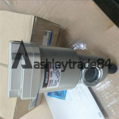 1PCS NEW SMC AMG250-03BD Splitter