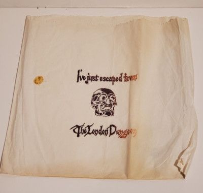 VINTAGE 1980'S LONDON DUNGEON MUSEUM TOURIST HORROR EXHIBIT UK ENGLAND SHOP BAG