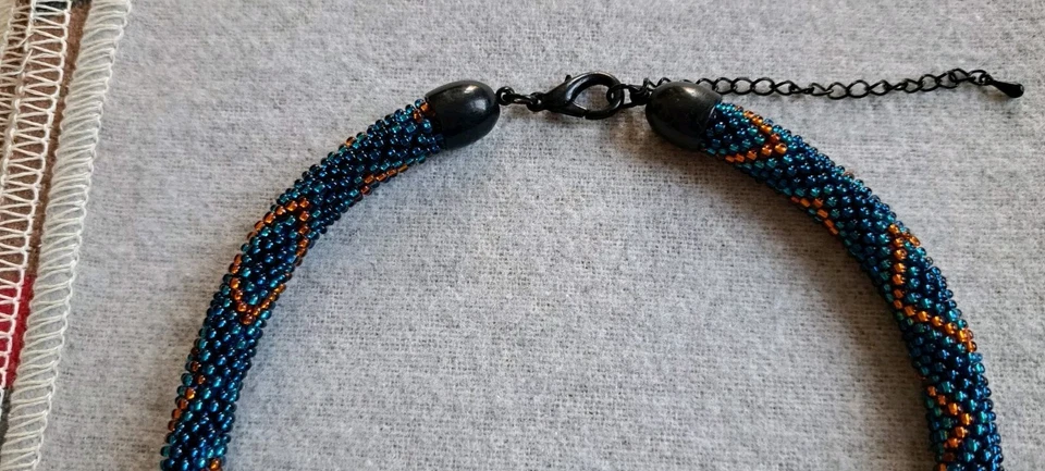 gehäkelte Perlenkette - Bild 3 von 3