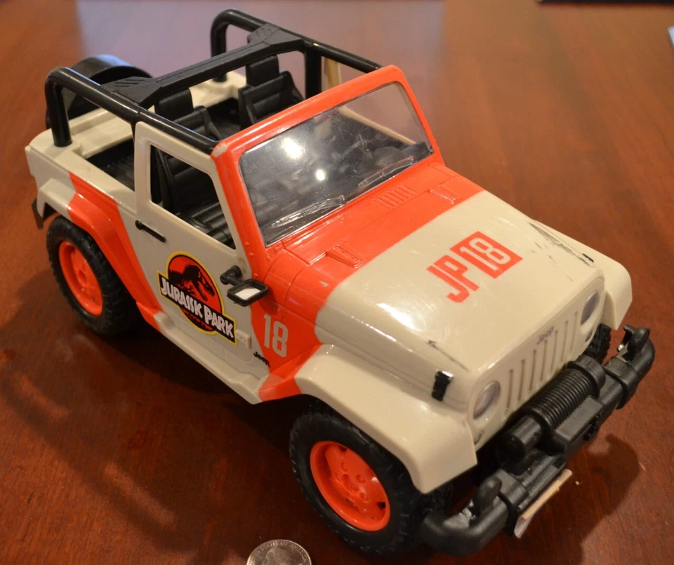 JADA JURASSIC PARK JEEP WRANGLER JP18 REMOTE CONTOL CAR 2014 1:16 RC NO REMOTE - Image 3 of 4