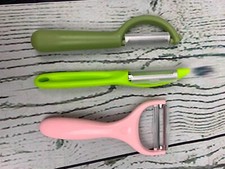 3 Piece Peeler Set Pastel Colors 10 inch