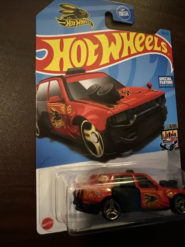 2023 Hot Wheels Time Attaxi 76/250 HW Metro 3/10 Coniglio Capodanno Lunare - Foto 3 di 6