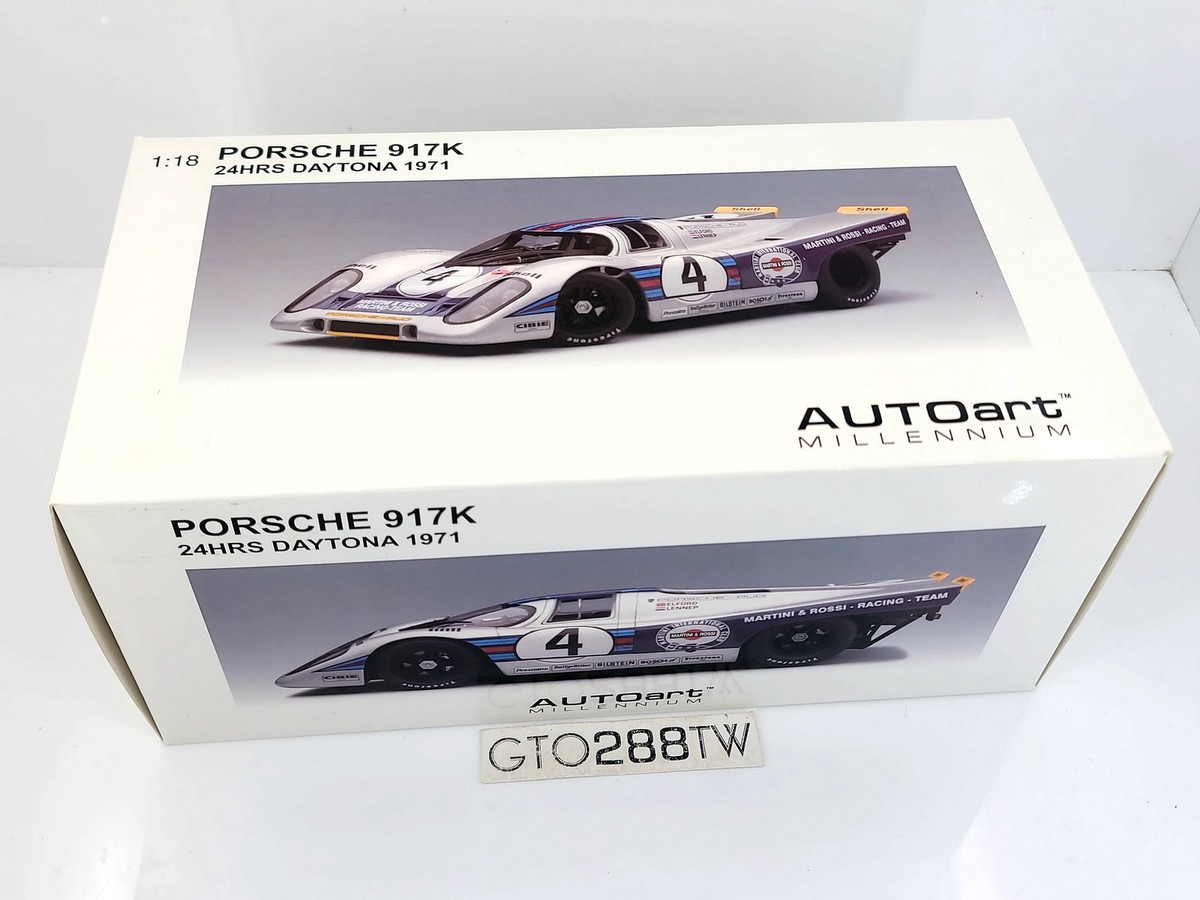 オートアート1/18 ポルシェ917K 24HRS DAYTONA1971 #4 AUTOart 1:18 scale Martini Porsche 917K #4, 24h Daytona 1971