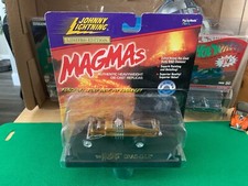 2000 - JOHNNY LIGHTNING - MAGMAS - THE MUNSTERS - DRAG-U-LA -B44
