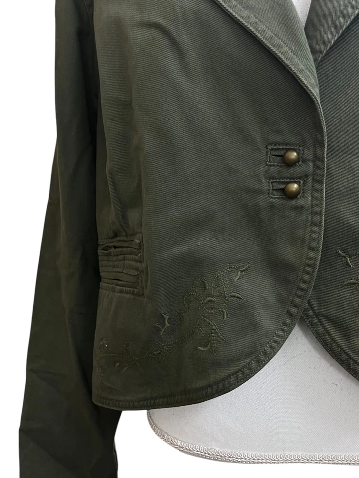 Chaqueta bordada verde oliva Cato para mujer 22/24W Foto 3 de 4