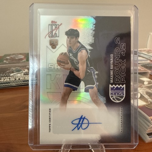 2025 Topps Signature Maxime Raynaud Base (RAW)