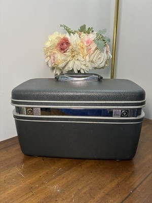 Vintage Samsonite Charcoal Gray Hard Travel Make Up Case With Tray EUC