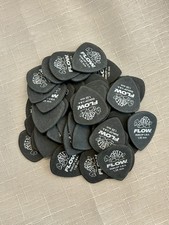 50 Pack Dunlop Tortex Flow Guitar Picks 1.35 mm