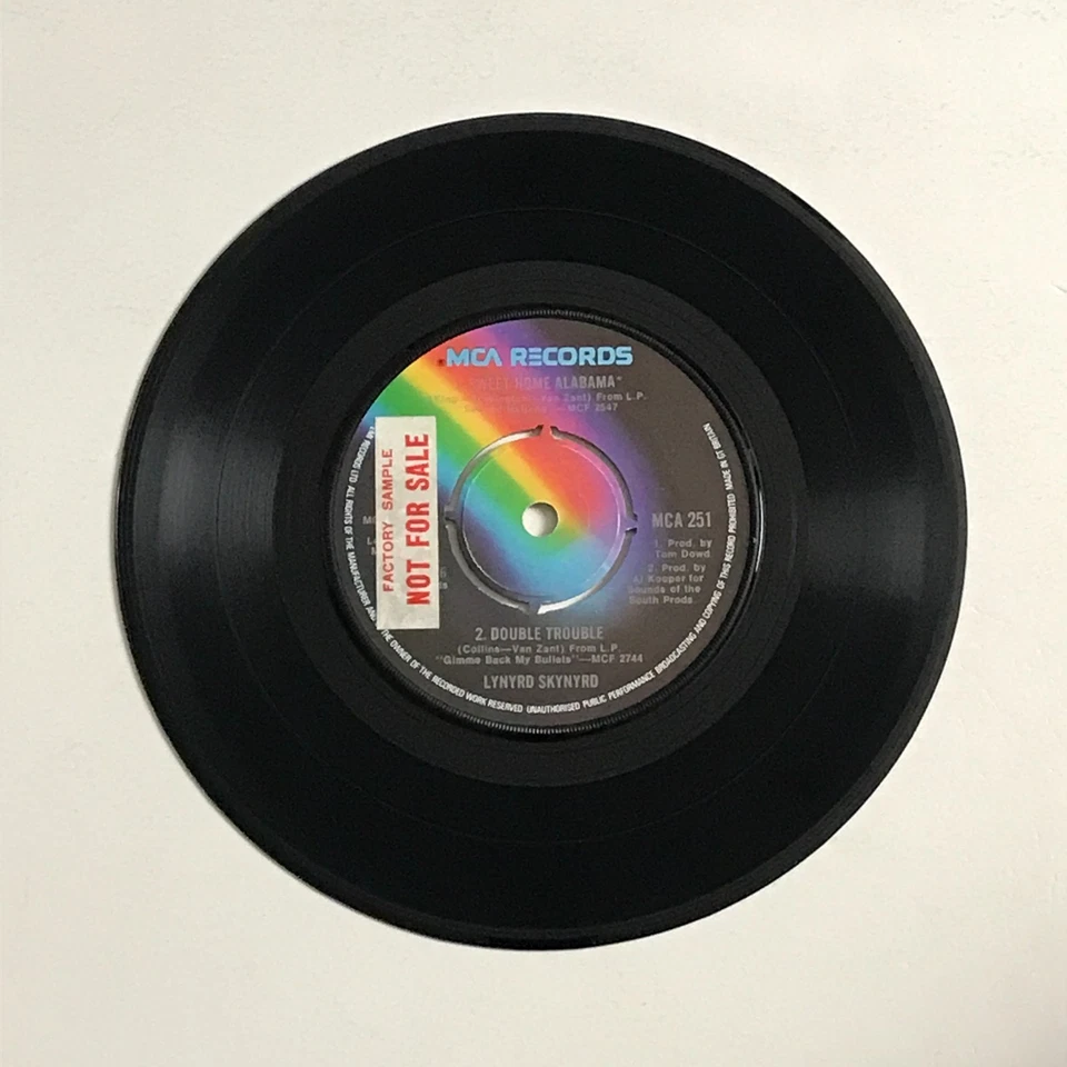 Lynyrd Skynyrd - Free Bird/Sweet Home Alabama 7" Record A1/B1 - MCA 251 VG+ - Image 4 of 4