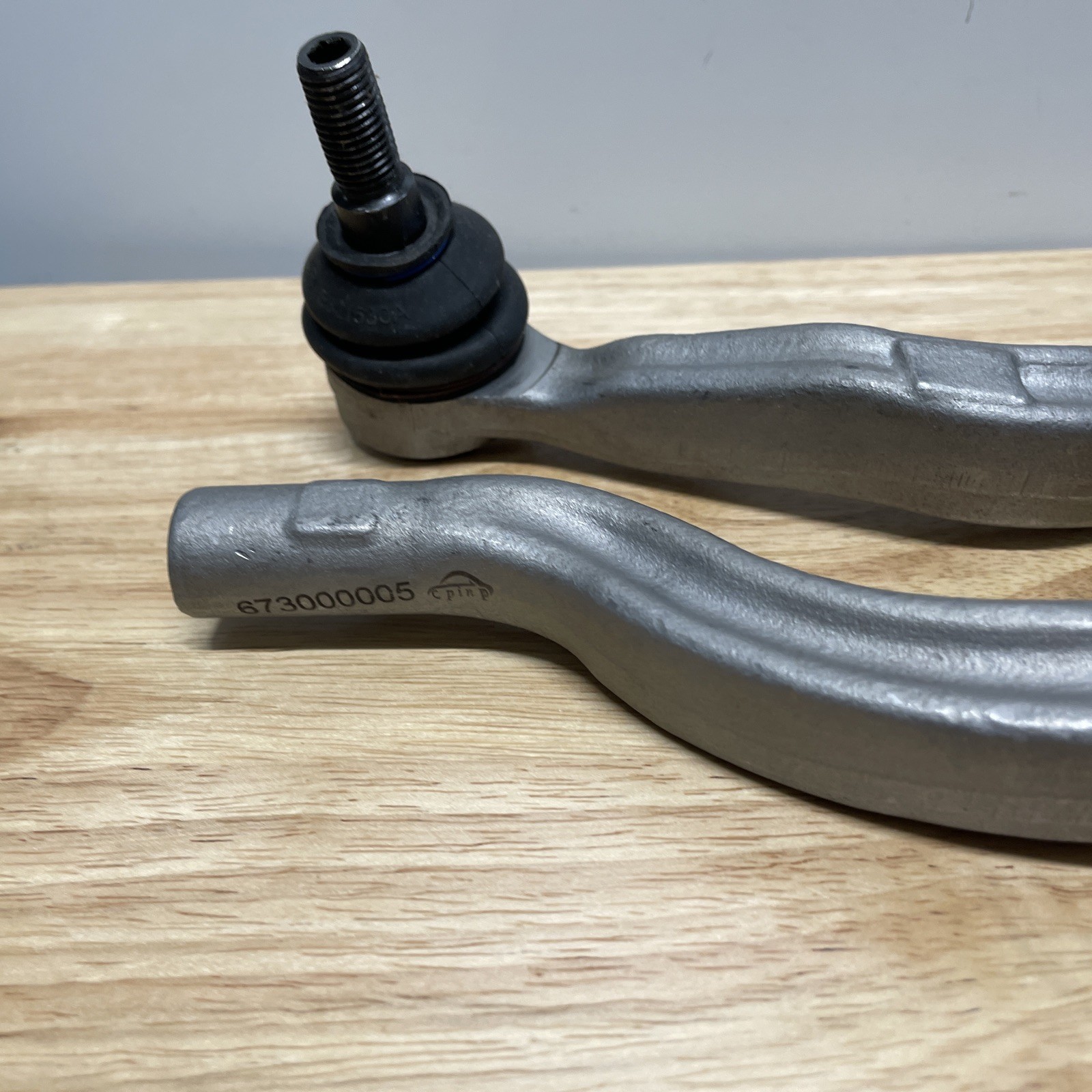 Outer Tie Rod End and 2pcs Inner Tie Rod End for Maserati Ghibli Quattrop… Read*