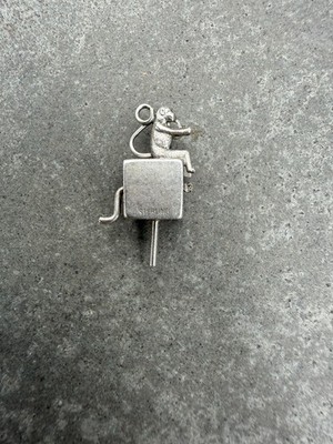 Vintage Sterling Silver Articulated Moving Monkey On Organ Grinder Charm 1.3g